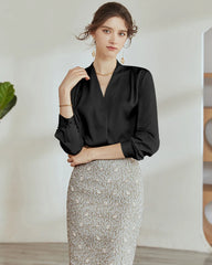 Vネック シルク プリーツブラウス