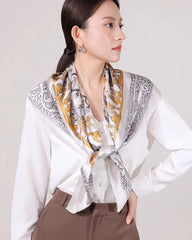 アニマルプリント シルクスカーフ
