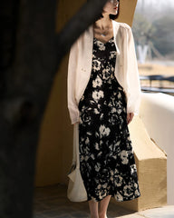 シルク製モノトーン花柄ワンピース