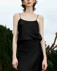 スクープネックシルクキャミソール