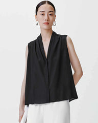 Vネックプリーツシルクタンクトップ