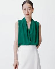 Vネックプリーツシルクタンクトップ