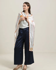 エレガントなシルク製バイオリン柄スカーフ