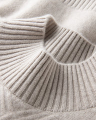 ダイヤ柄ニットのモックネックカシミヤセーター