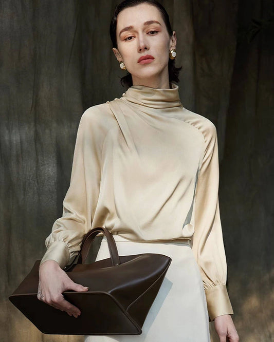 シルク プリーツ モックネック 長袖ブラウス