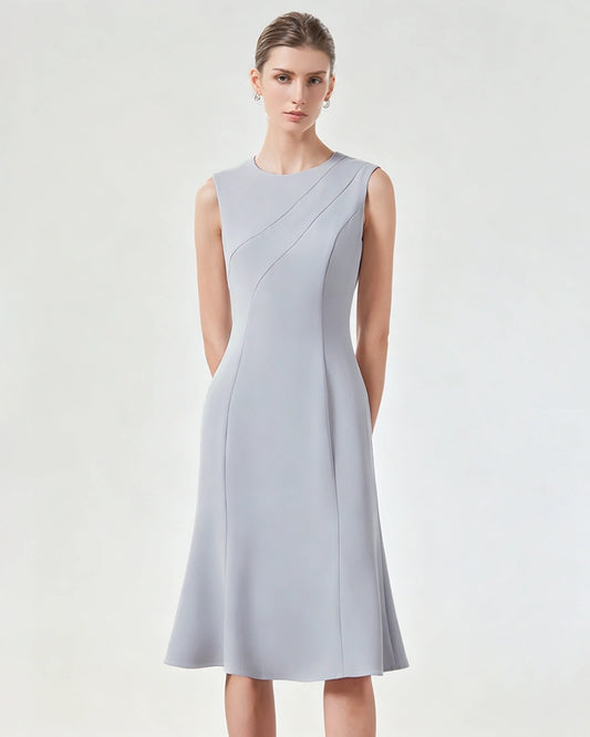 トリアセテート素材 ノースリーブミディワンピース 裾フレアデザイン