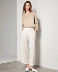 女性用ベーシック丸首シルクブラウス