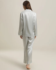 女性用シルクツーピースパジャマ