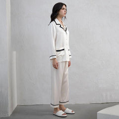 女性用シルクパジャマセット(コントラストパイピング付き)