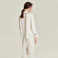 ダブルボタンの22匁シルクパジャマセット