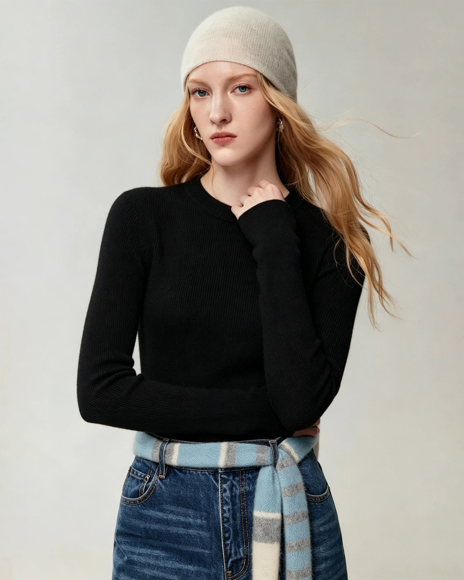 100%カシミヤ フィットシルエット クルーネックニットトップス