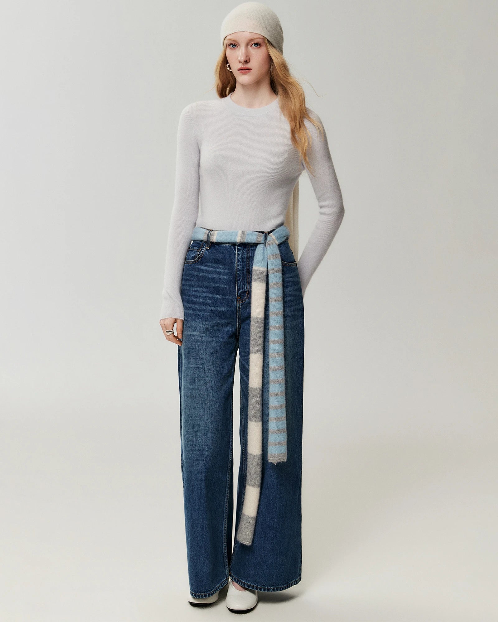 100%カシミヤ フィットシルエット クルーネックニットトップス