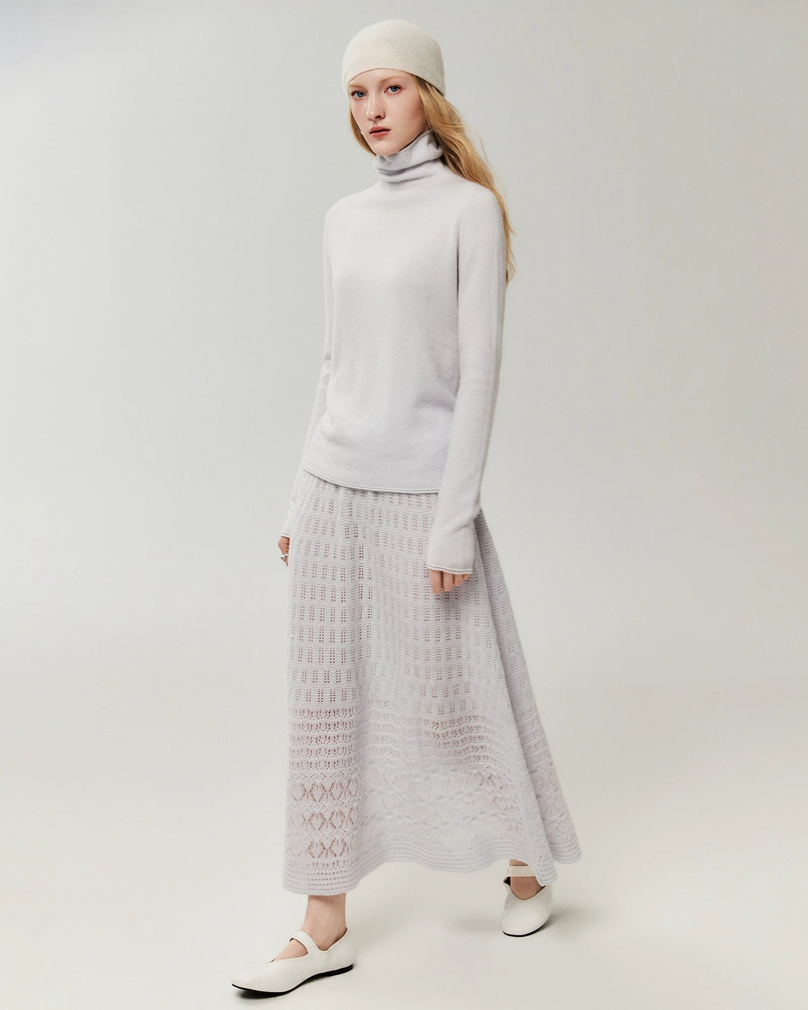 100%カシミヤ ロールエッジ リラックスタートルネックセーター
