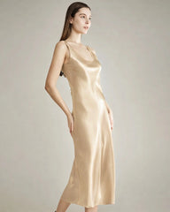 スクープネック ミディ丈 シルクスリップドレス