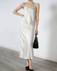 多用途のシルクミディスカート（ウエストゴム付き）