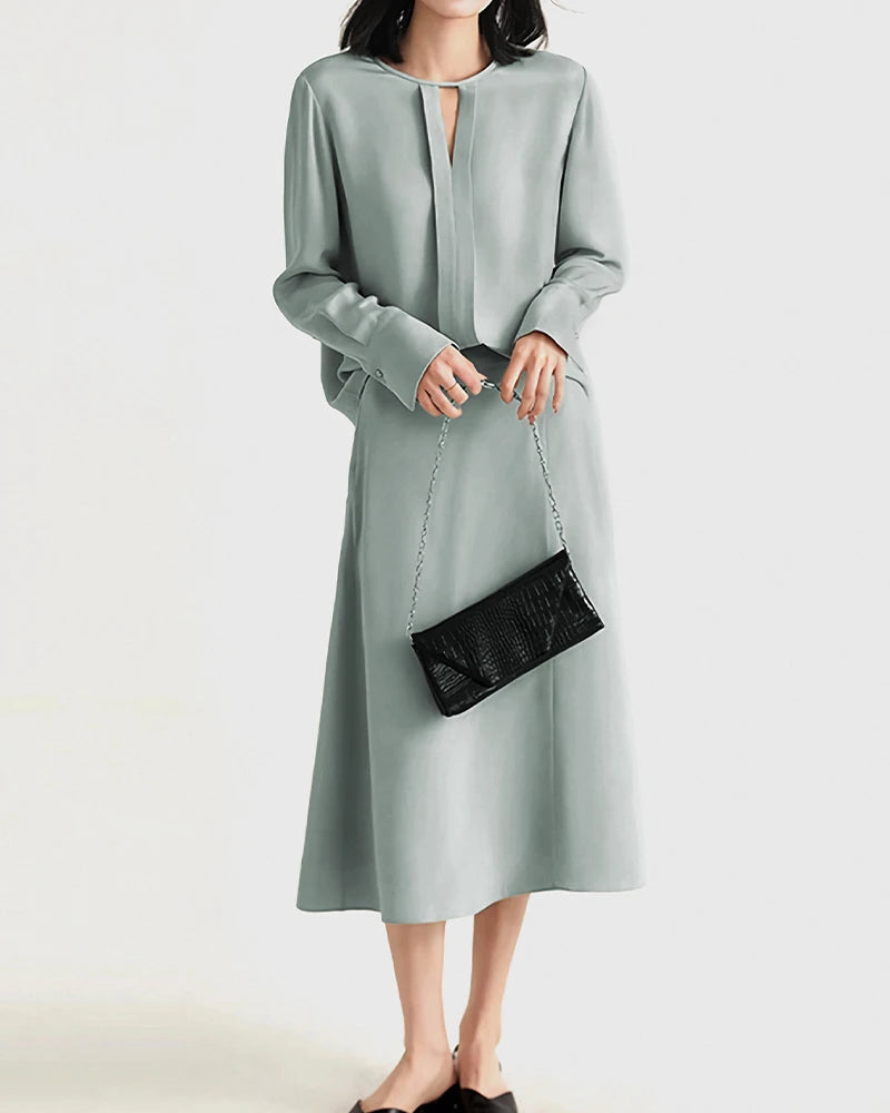 30モミシルクブラウス（スリット入り）