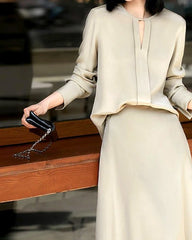 30モミシルクブラウス（スリット入り）