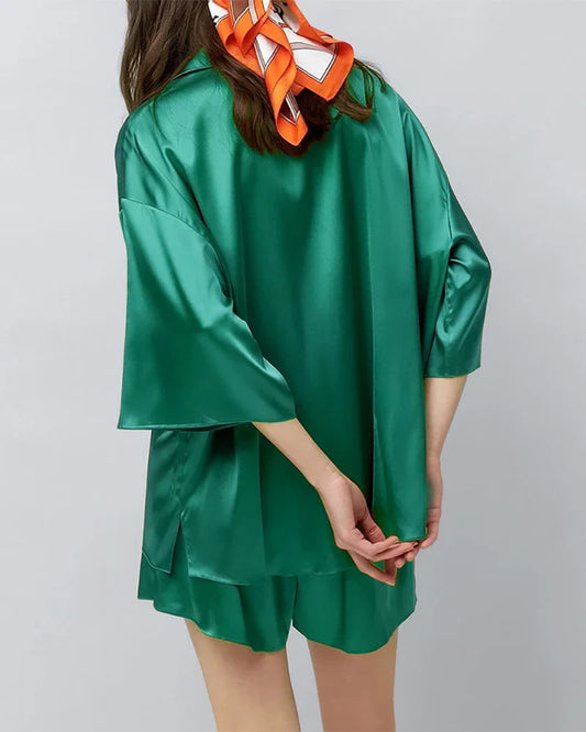 クラシックプラスサイズ シルクパジャマセット