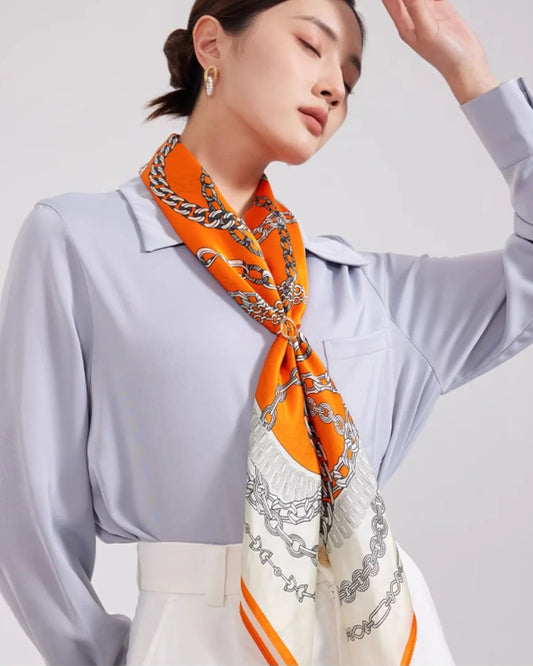 チェーンプリントシルクスカーフ