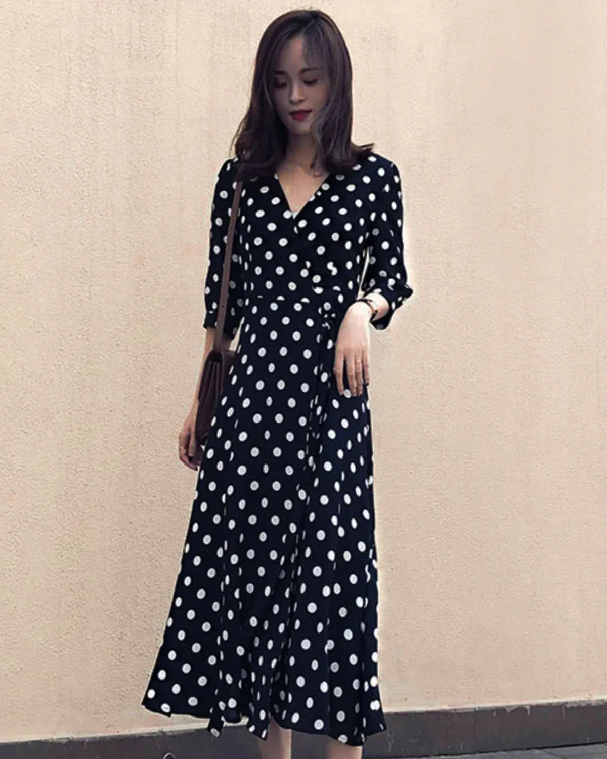 ドット柄シルクラップドレス