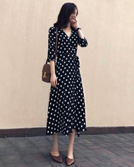 ドット柄シルクラップドレス