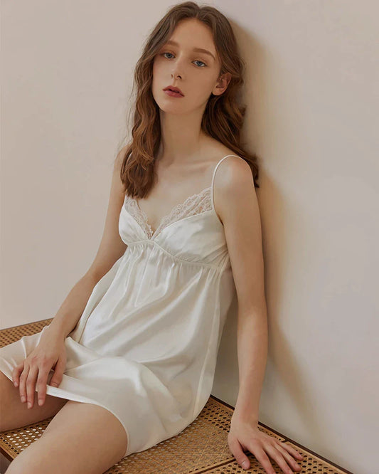 洗えるシルクレースナイトガウン