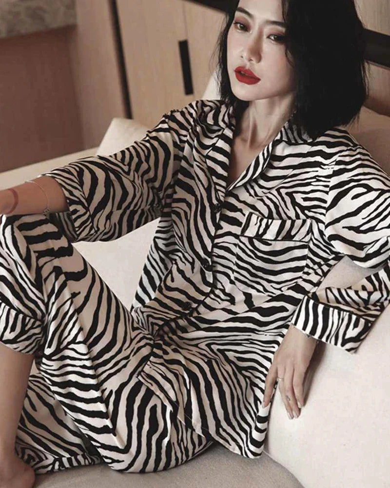 ゼブラ柄シルクパジャマセット