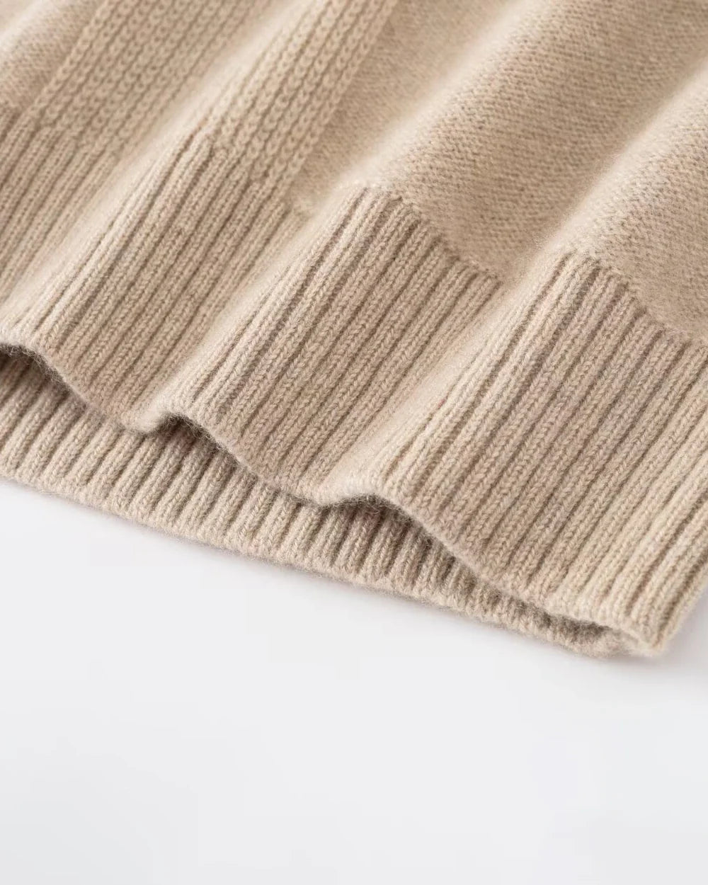 深Vネック カシミヤベスト