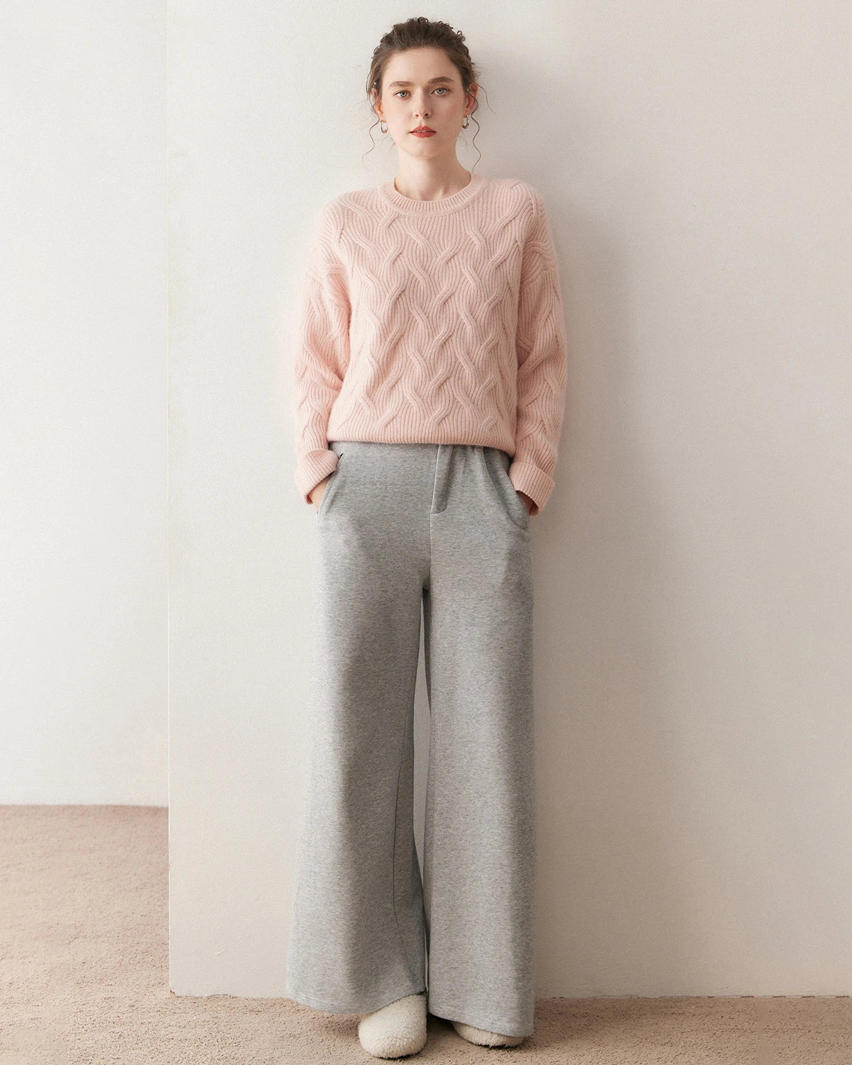 高級カシミヤケーブルニットセーター