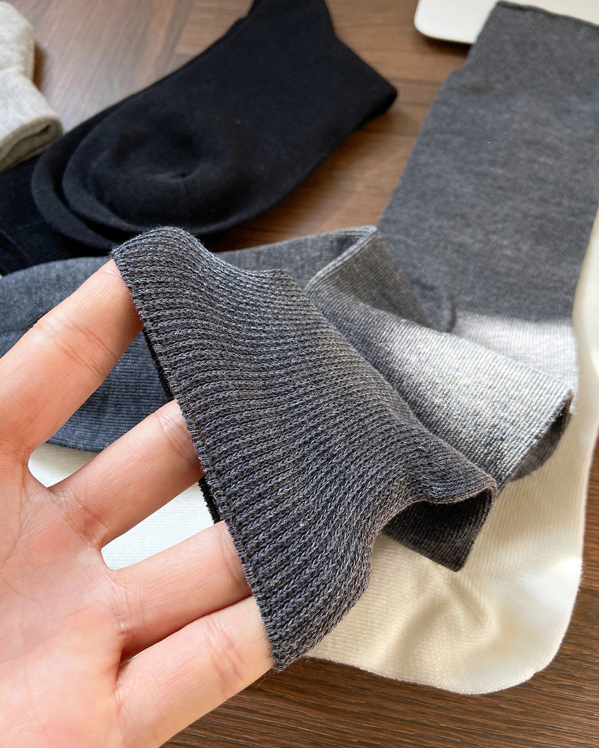 メンズ カシミヤブレンド 直角設計 クルーソックス