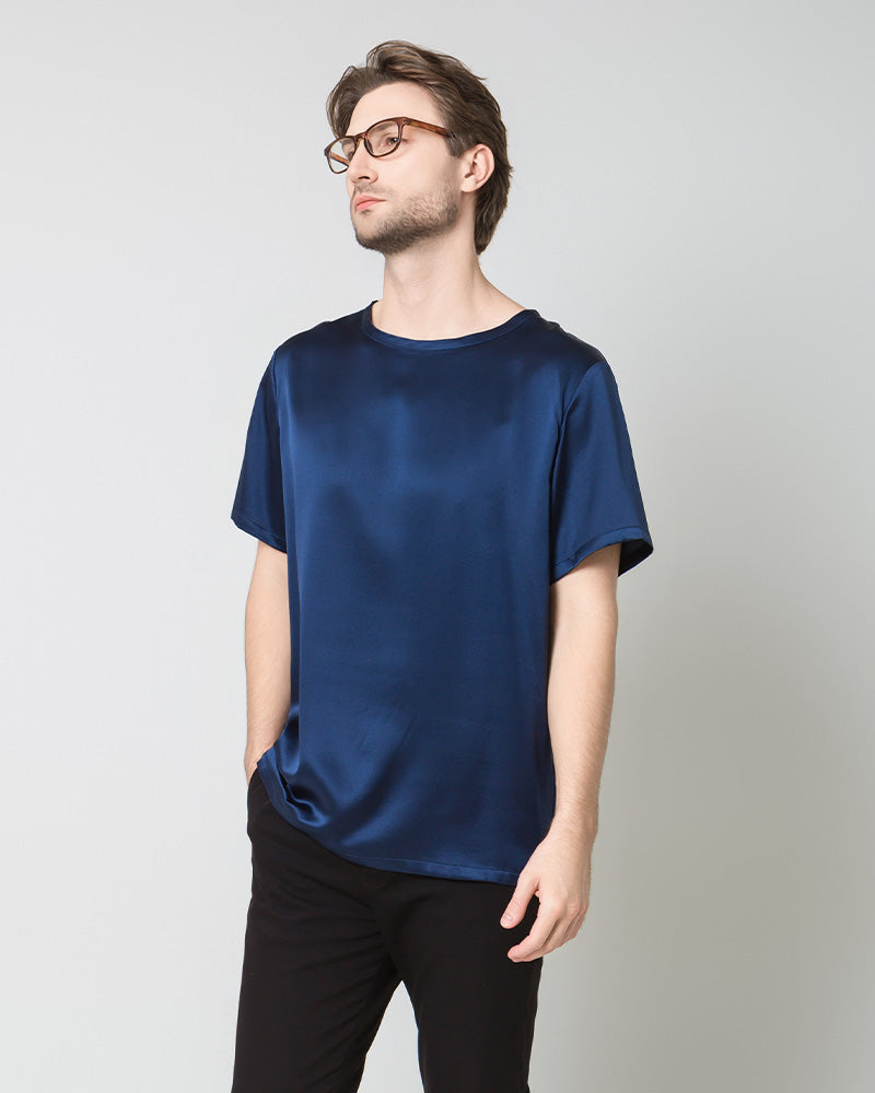 メンズ シルク素材のカジュアルなソフトTシャツ