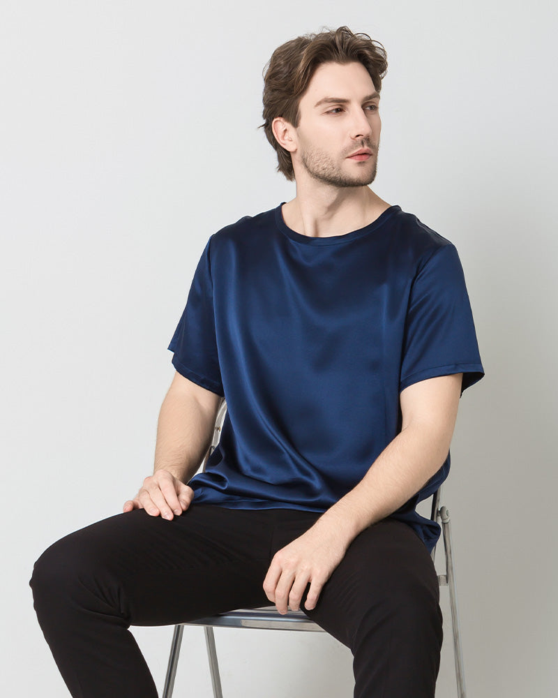 メンズ シルク素材のカジュアルなソフトTシャツ