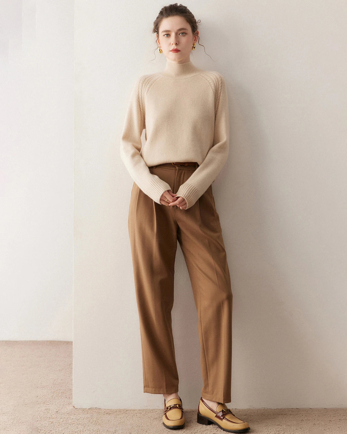 モックネック ケーブル編み カシミヤセーター