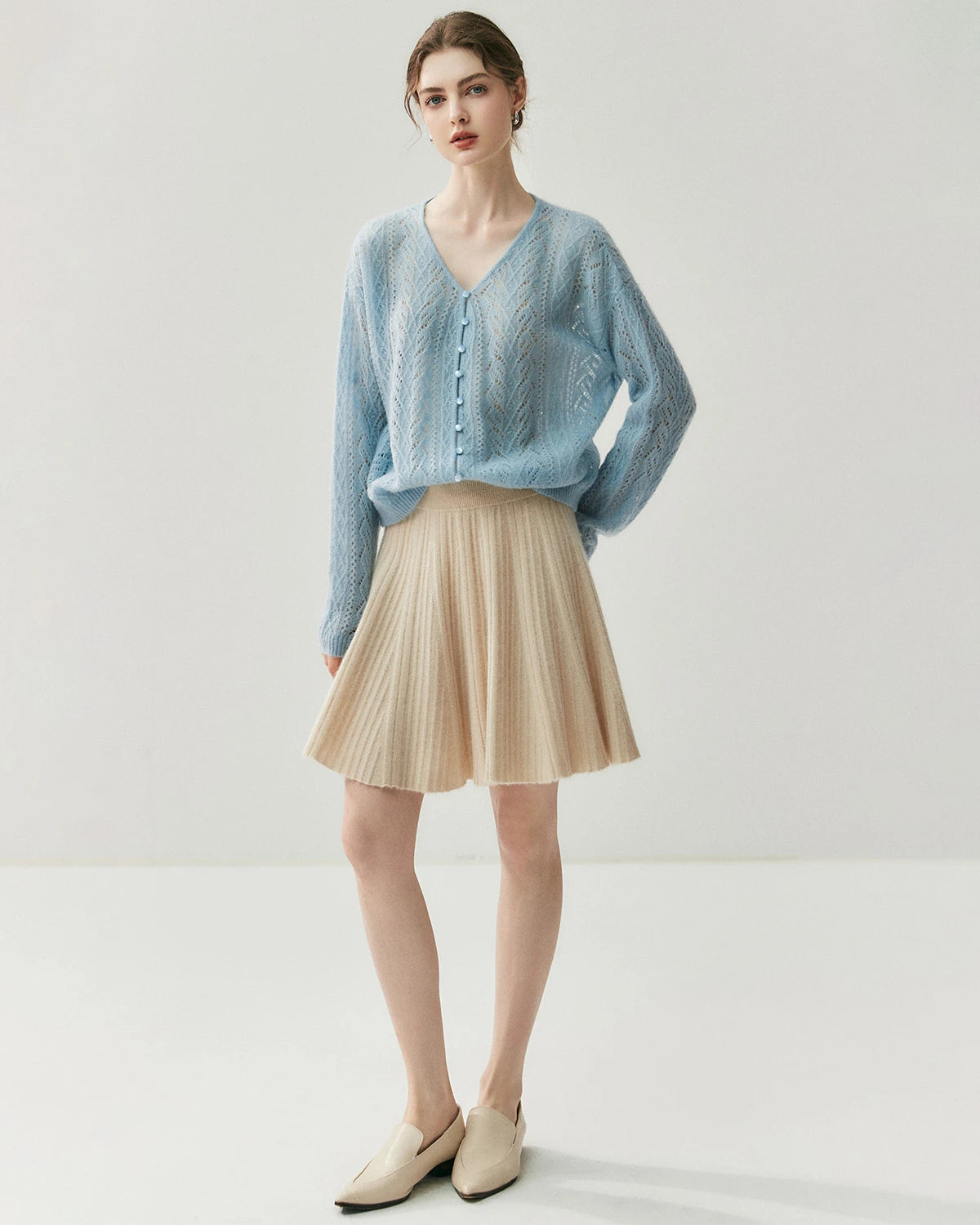 シルクカシミヤ混薄手ニットカーディガン