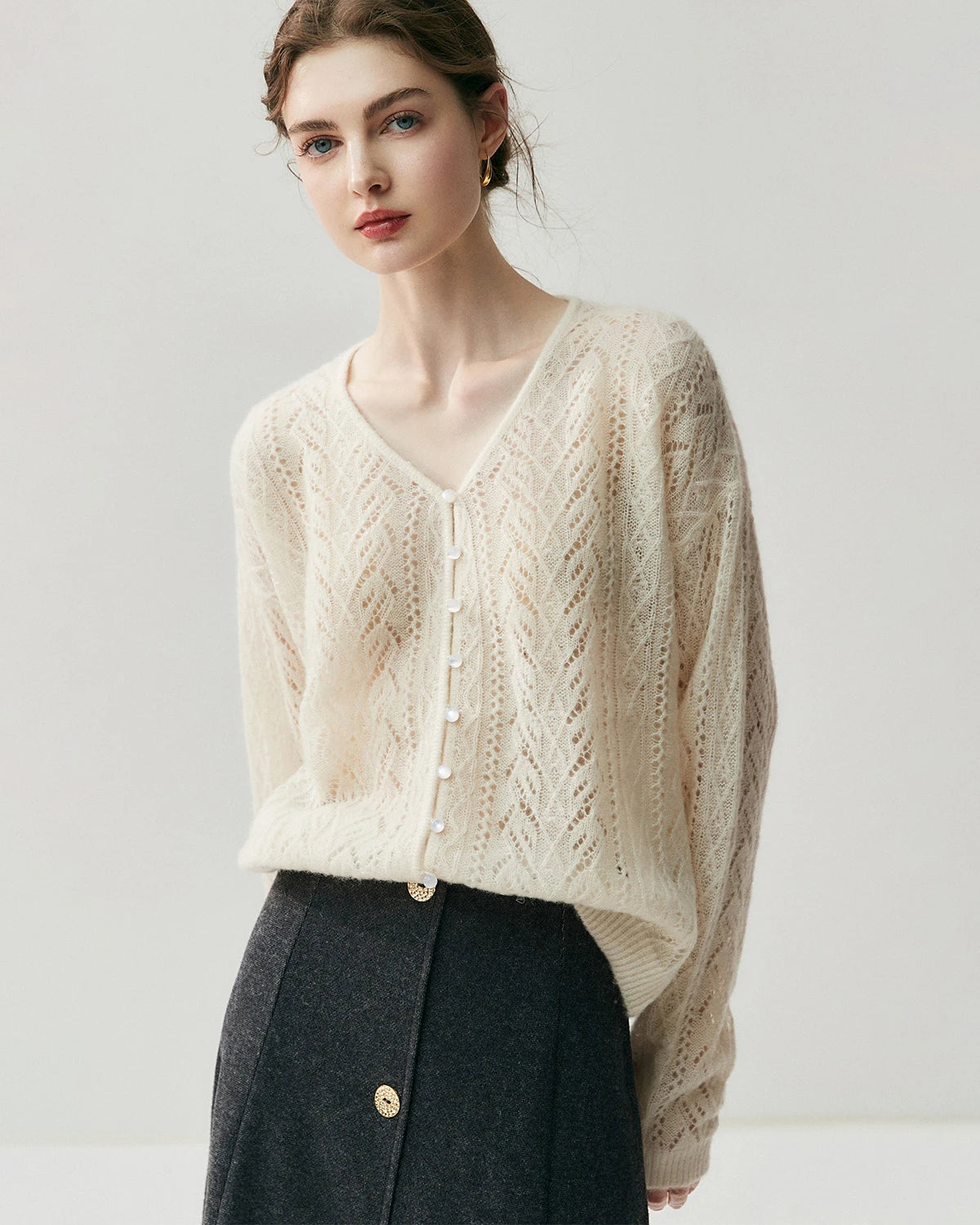 シルクカシミヤ混薄手ニットカーディガン