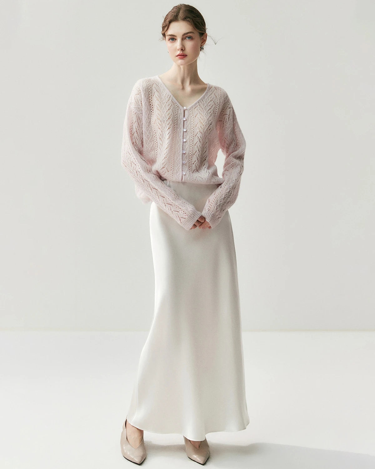 シルクカシミヤ混薄手ニットカーディガン