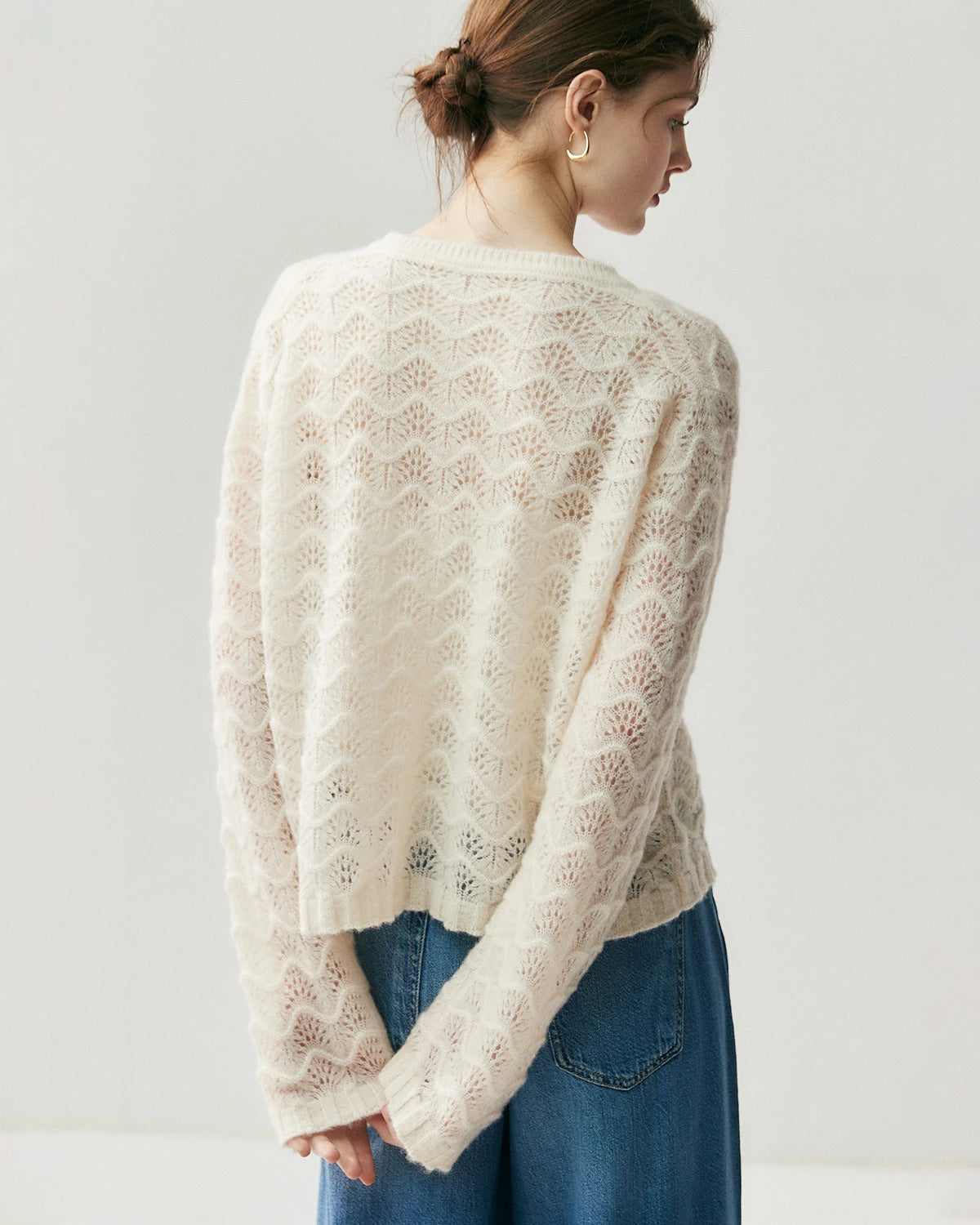 シルクカシミヤ カーディガン（金属ボタン付き）