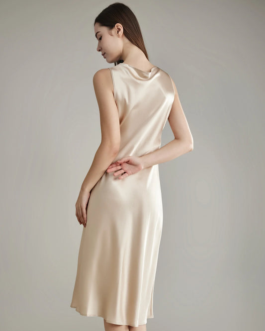 アシンメトリーカウルネックのシルクドレス