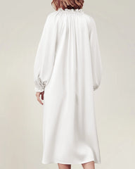 長袖シルクナイトガウン ラッフル付き