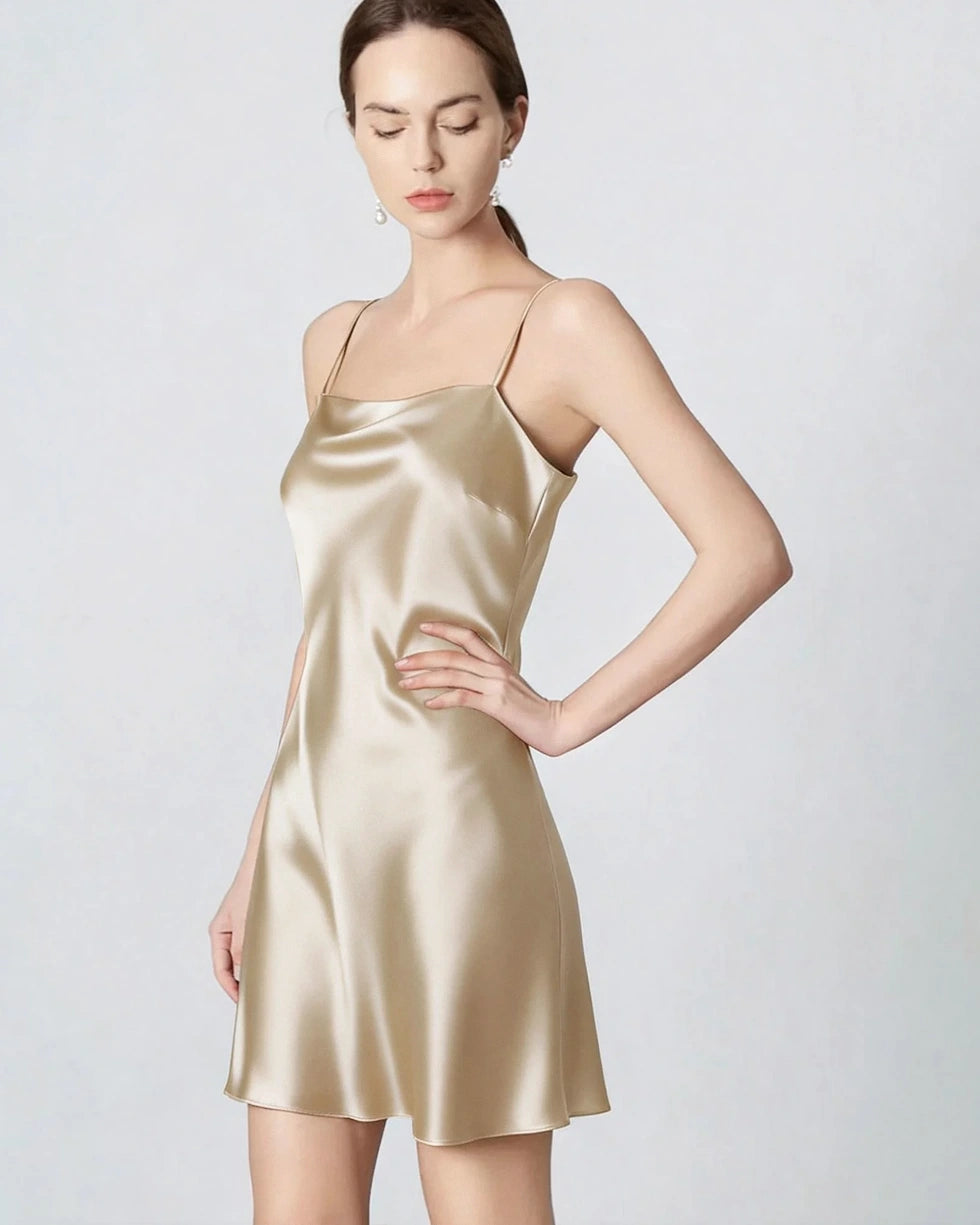 シルクブラックミニキャミドレス