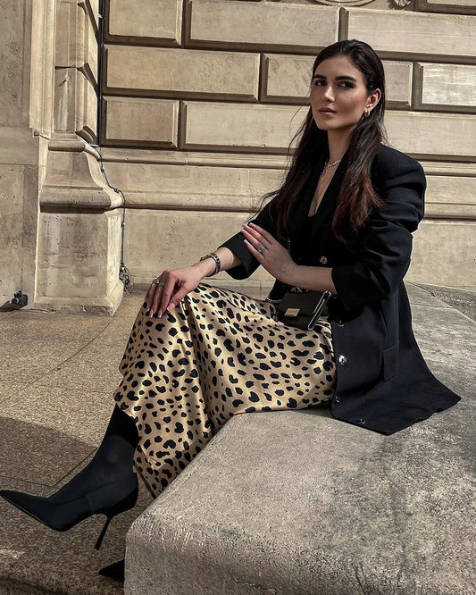 シルクサテン バイアスカット ロング レオパードプリントスカート