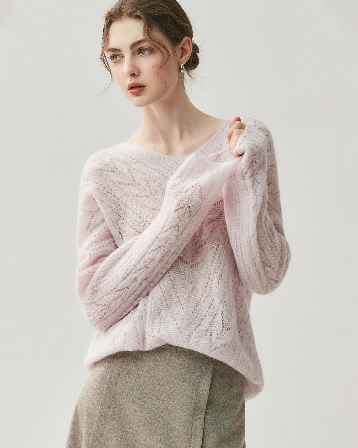 Vネック ケーブル編み シルクカシミヤセーター