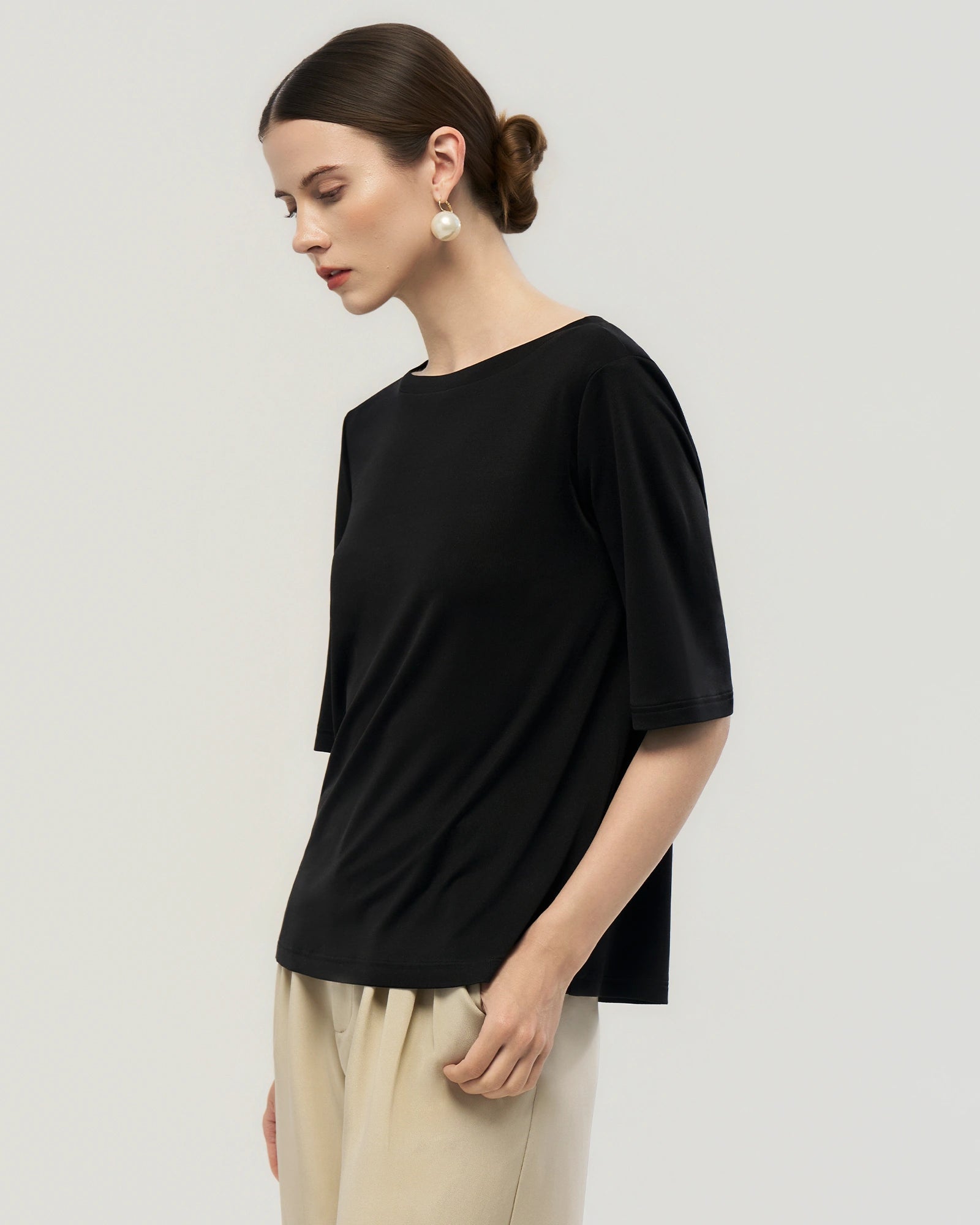 ウォッシャブルシルク ジャージー クルーネックTシャツ