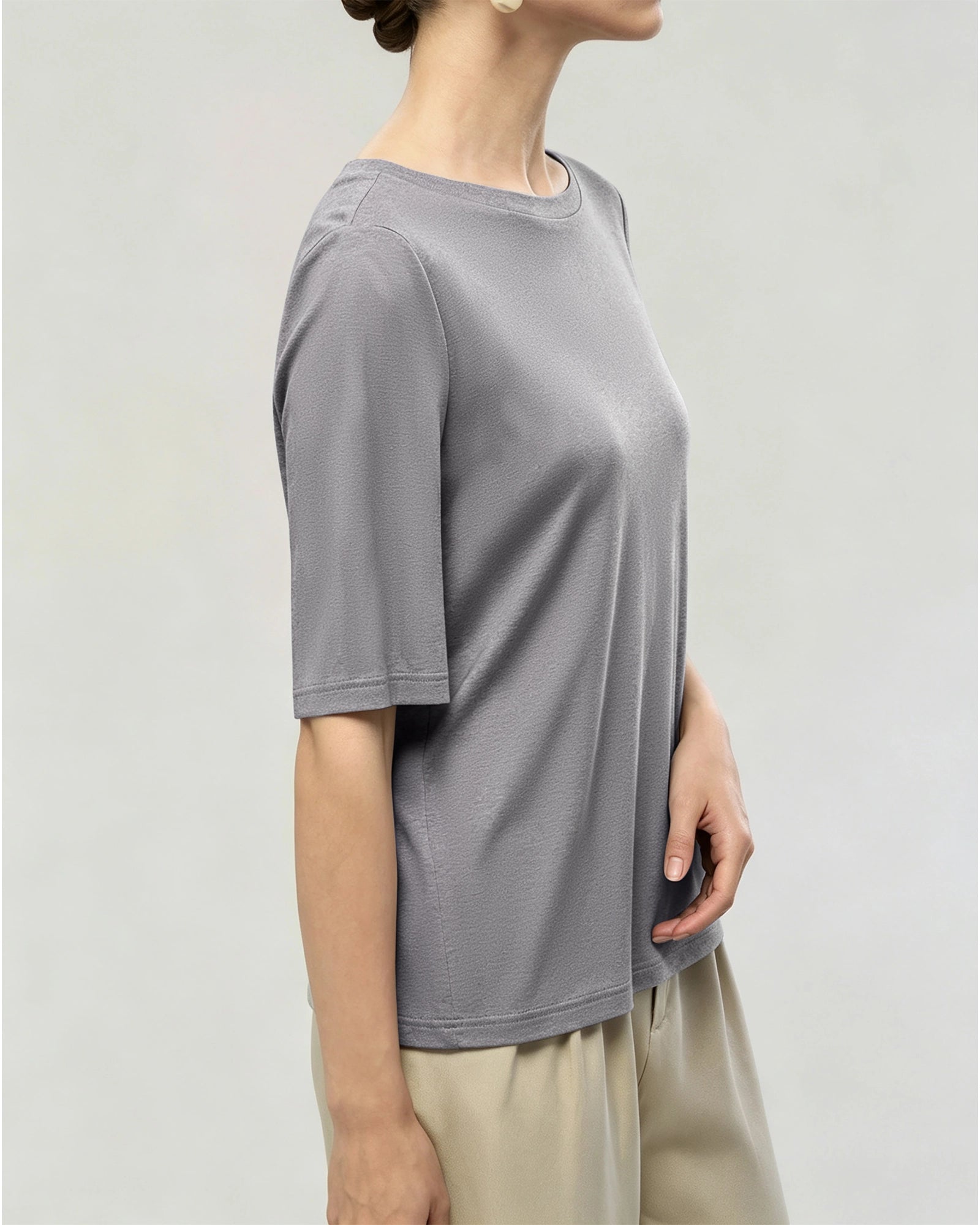 ウォッシャブルシルク ジャージー クルーネックTシャツ