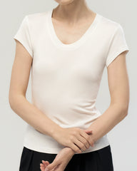 ウォッシャブルシルク ジャージー スクープネック フィットTシャツ