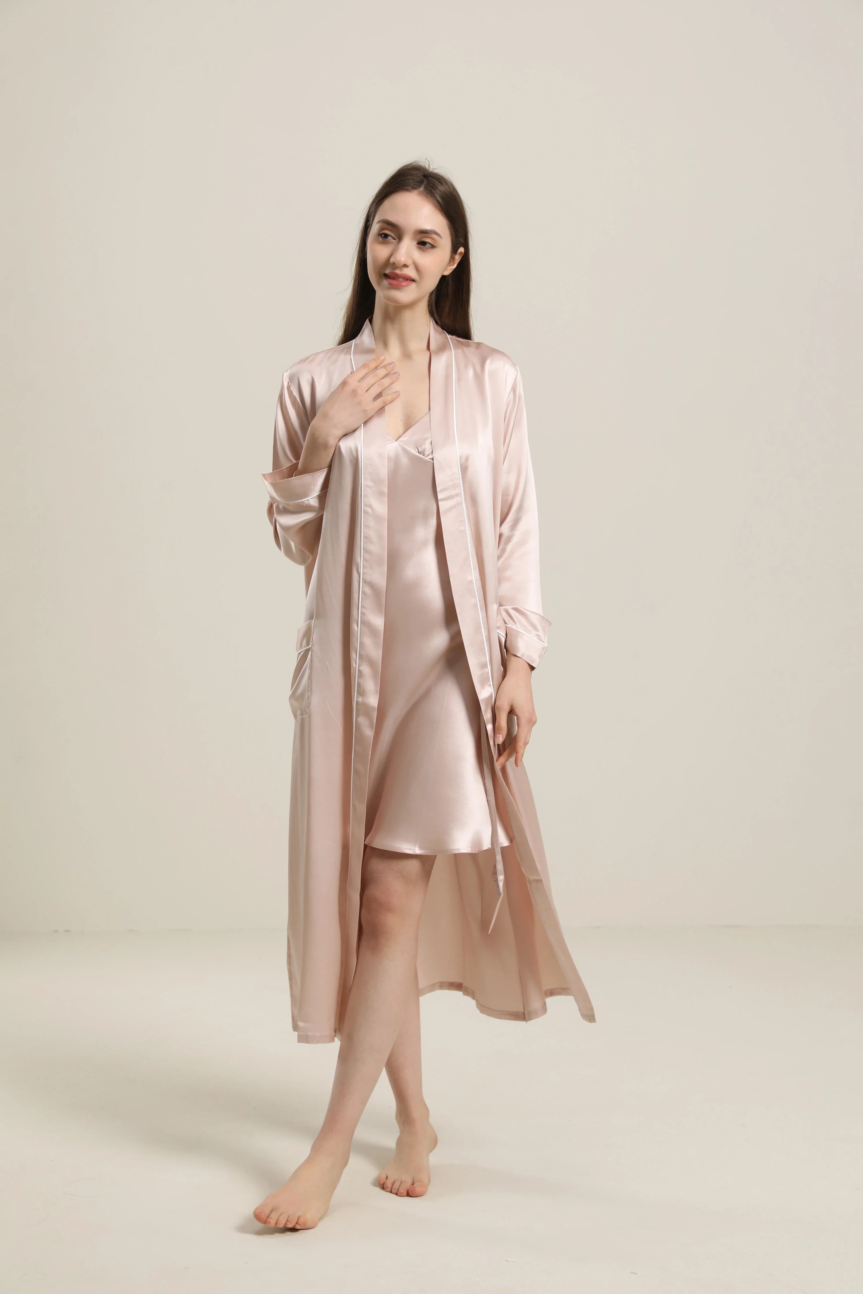 女性用無地シルクローブ