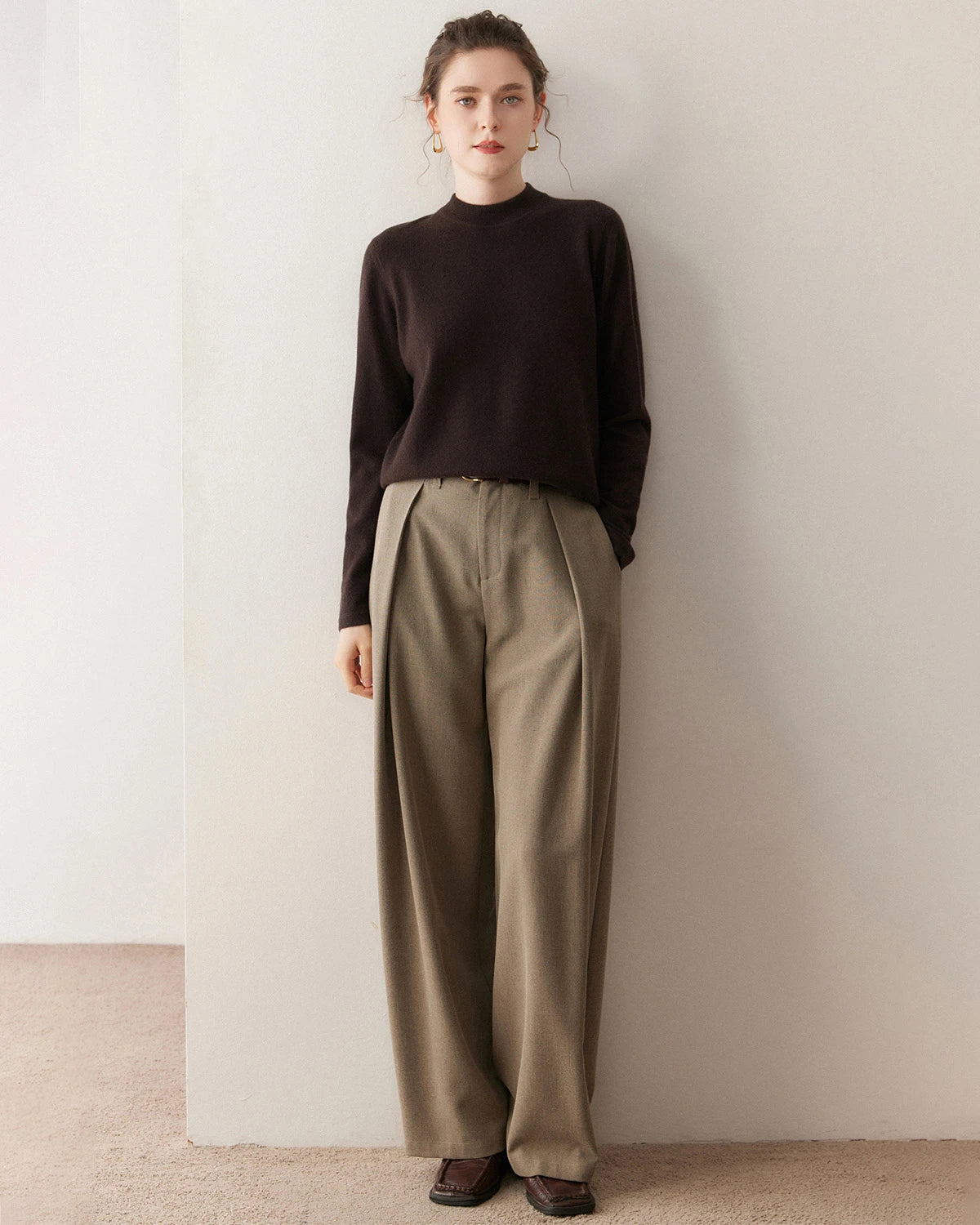 レディース軽量カシミヤモックネックセーター