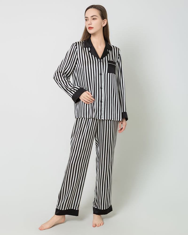 ストライプ柄シルクパジャマセット