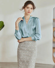 Vネック シルク プリーツブラウス