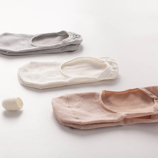 肌に優しいレディースシルクインビジブルボートソックス